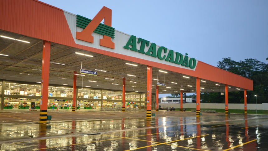 Exclusivo: Banco Carrefour vai entrar no mercado de maquininhas com a marca Atacadão