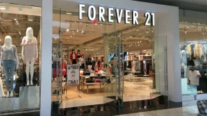 Na Forever 21, segundo pedido de falência pode “estar nas vitrines” em breve