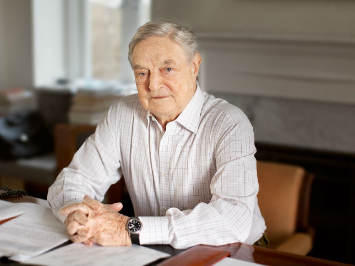 亿万富翁“共产主义者”乔治·索罗斯创办大学以对抗威权主义。 - NeoFeed