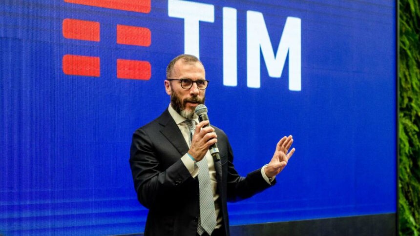 TIM diz “oi” para a consolidação do mercado de telecomunicações