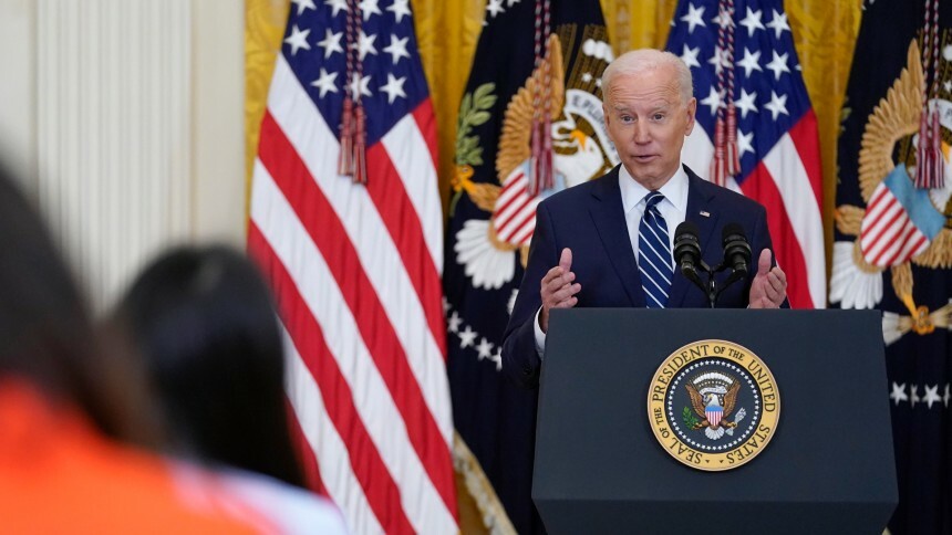 Com aumento de impostos, Biden propõe plano trilionário para estimular a economia