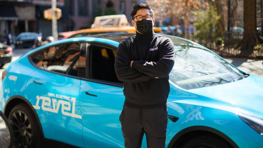 Em Nova York, uma anti-Uber que aposta em carros elétricos e motoristas contratados