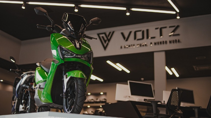 Creditas e Grupo Ultra investem R$ 100 milhões e embarcam na Voltz, de motos elétricas