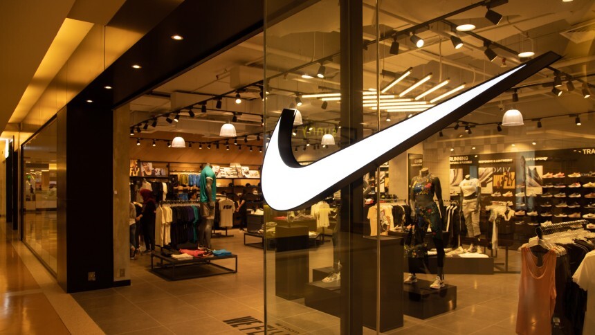 O CEO da Nike achou um "culpado" para a desaceleração da marca: o trabalho remoto