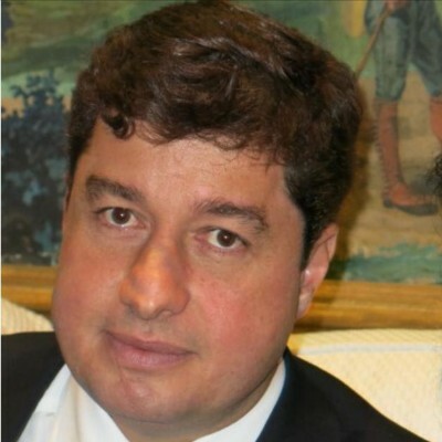 Frank Geyer Abubakir*