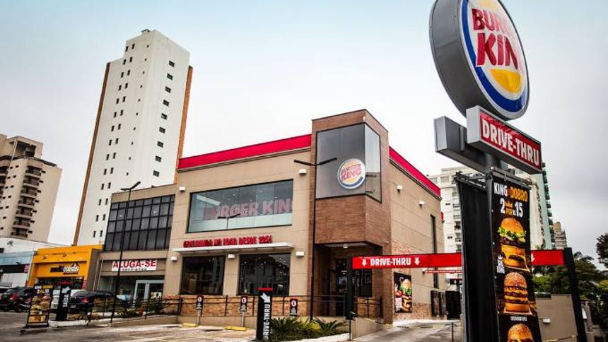 O Burger King quer "reengrenar a máquina" com novas lojas de rua em 2022