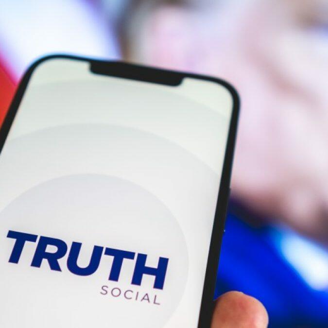 Truth, a rede social de Donald Trump, perde prazo e valor de ação
