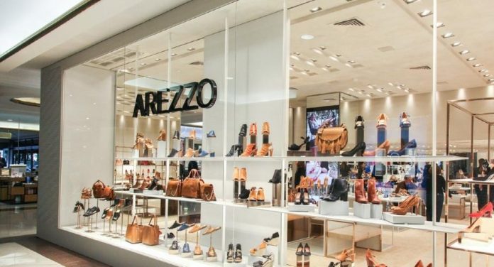 Arezzo&Co prepara oferta para captar até R$ 830 milhões