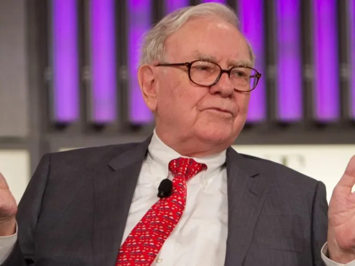 卸任首席执行官后，巴菲特打破沉默，向伯克希尔的投资者们保证。 - NeoFeed