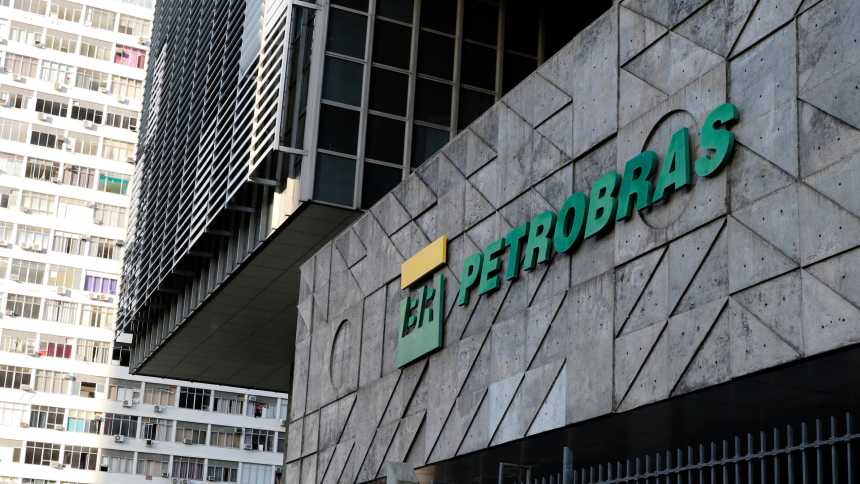 Petrobras quer recomprar US$ 1,5 bilhão de títulos globais