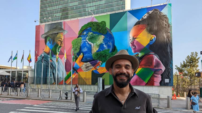 De pichador a muralista da ONU, a história de cinema de Eduardo Kobra
