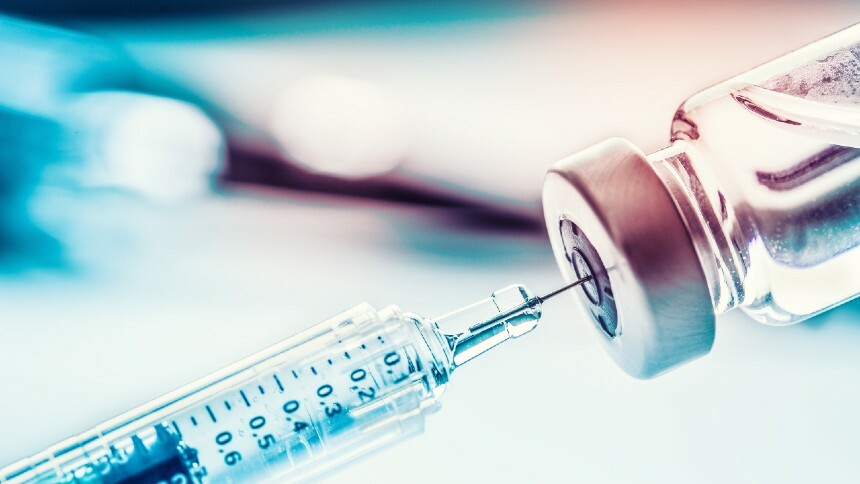 Moderna ensaia novo salto no mercado com vacina contra o câncer