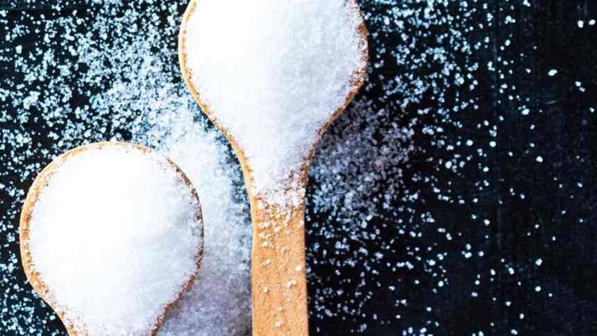 Opção ao aspartame: startup tenta baratear produção de açúcar raro