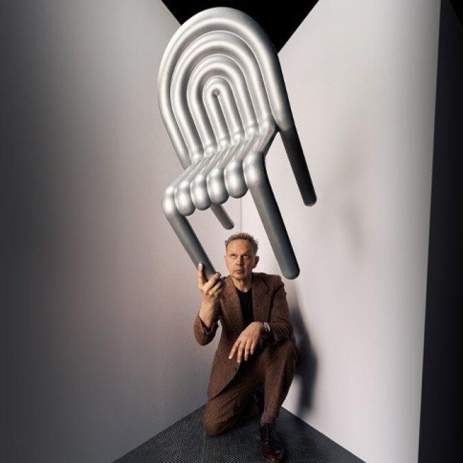 【 Tom Dixon 】1990 Como Tom Dixon, o self-made man do design, faz da crise o seu