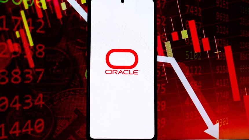 Oracle tem pior dia na Nasdaq desde estouro da bolha da internet