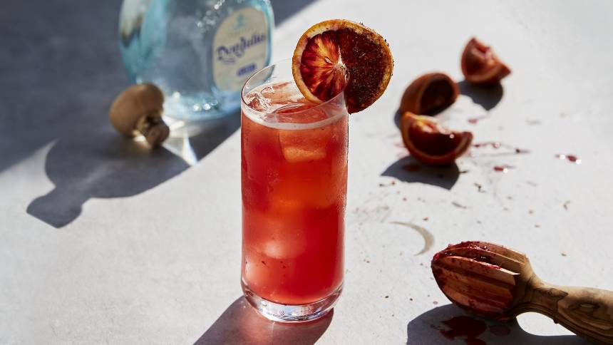 O "drink hero" da Diageo é Paloma, que na versão original leva tequila branca, suco e refrigerante de grapefruit, limão, xarope de agave