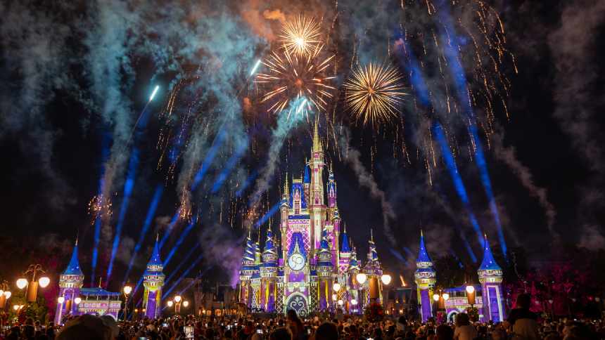 Disney sela trégua e chega ao "happy end" com a Flórida