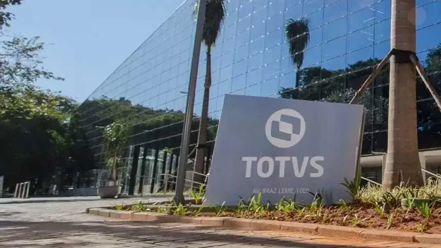 Totvs tem "história única" e potencial em novas áreas, mas com desafios de execução, diz Goldman