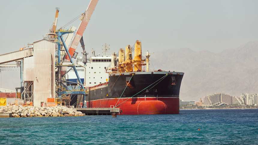 Companhias marítimas “afundam” em problemas com crise no Mar Vermelho