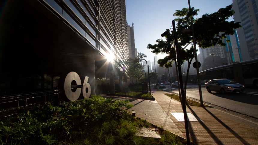 C6 Bank "vira o jogo" e anuncia o primeiro lucro trimestral