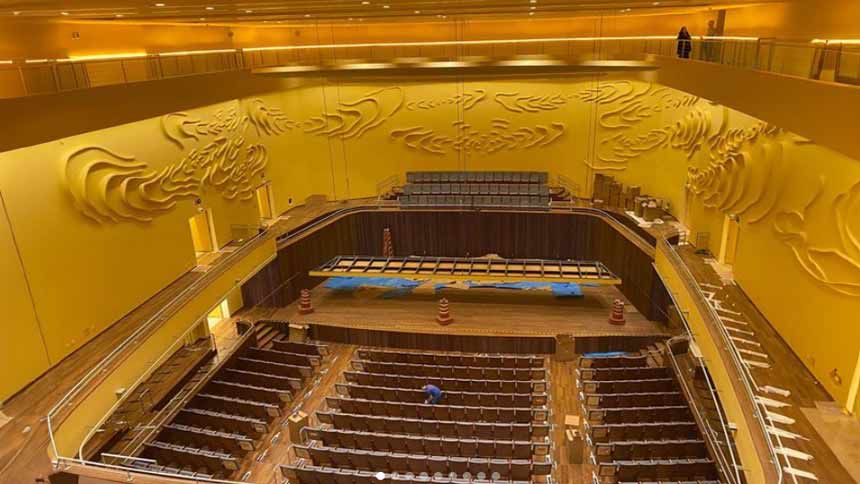 Na volta do Teatro Cultura Artística, o mural de Sandra Cinto que mistura sons e traços