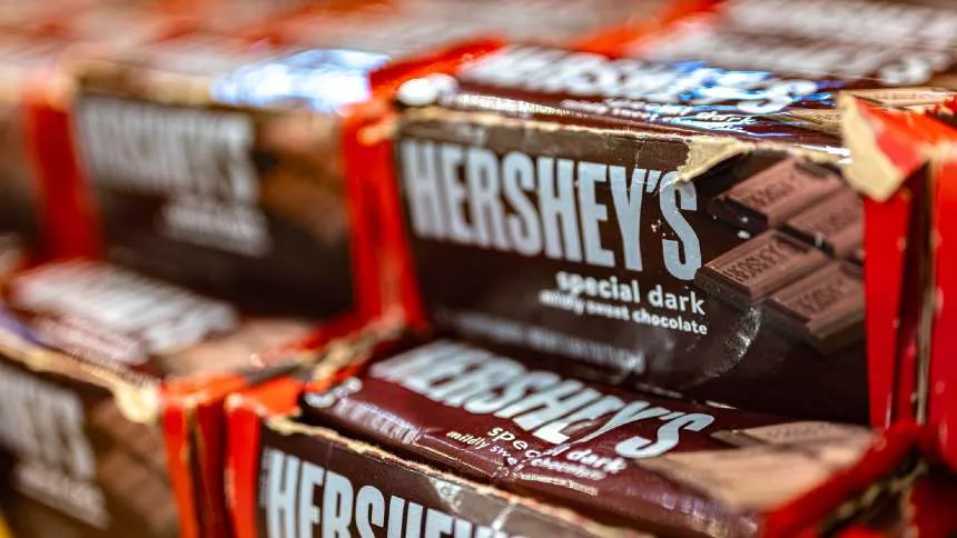 Mondelez mostra apetite por aquisição da rival Hershey