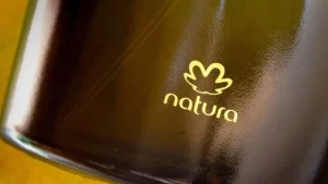 Nem recompra de ações segura papel da Natura