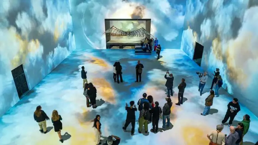Exposições imersivas: arte ou entretenimento efêmero?