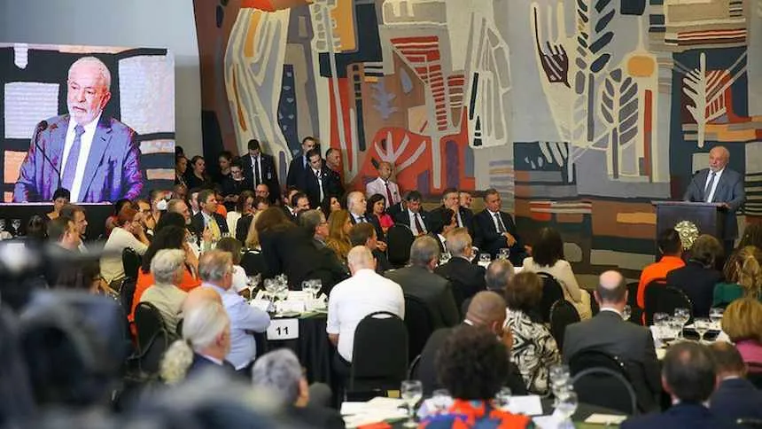 O presidente Lula em encontro do Conselho de Desenvolvimento Econômico Social Sustentável (CDESS) em 2024 (Foto: José Cruz/ Agência Brasil)
