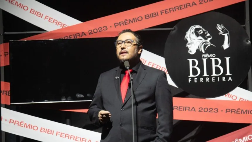 O homem por trás do prêmio Bibi Ferreira – e do avanço do teatro musical no Brasil
