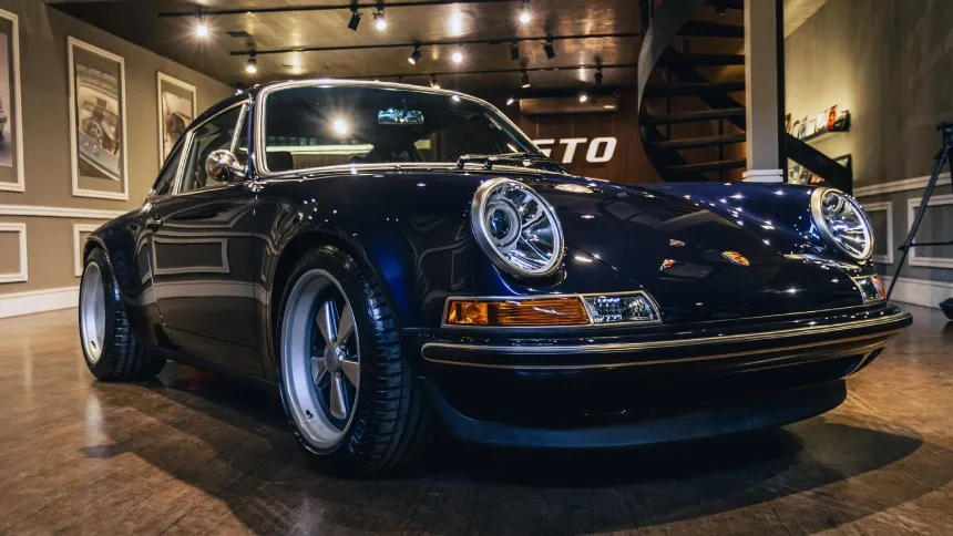 A obra-prima do setor automotivo: primeiro Porsche da Singer desembarca no Brasil