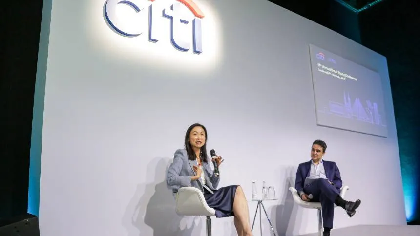 O mundo está em turbulência, mas a América Latina está "ok", diz economista do Citi