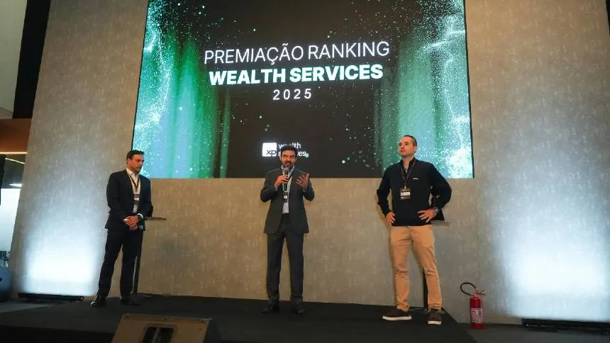 XP premia destaques da consultoria de investimentos no Wealth Services Awards 2025