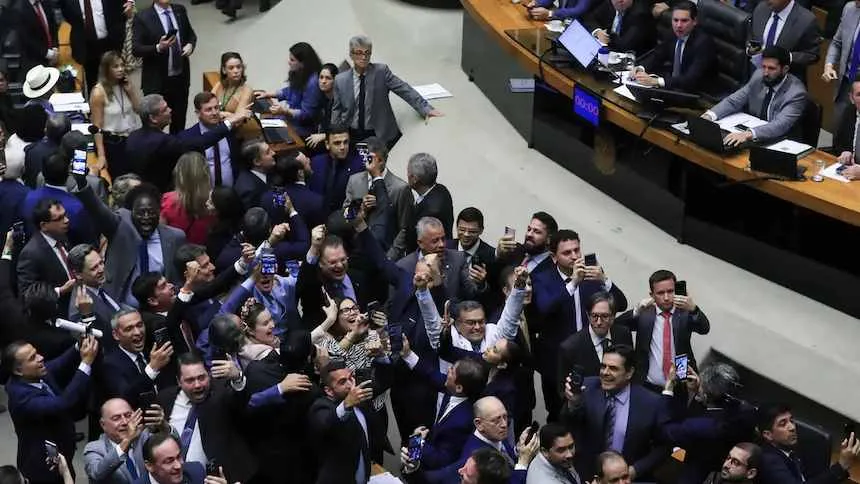 Congresso_MP1303