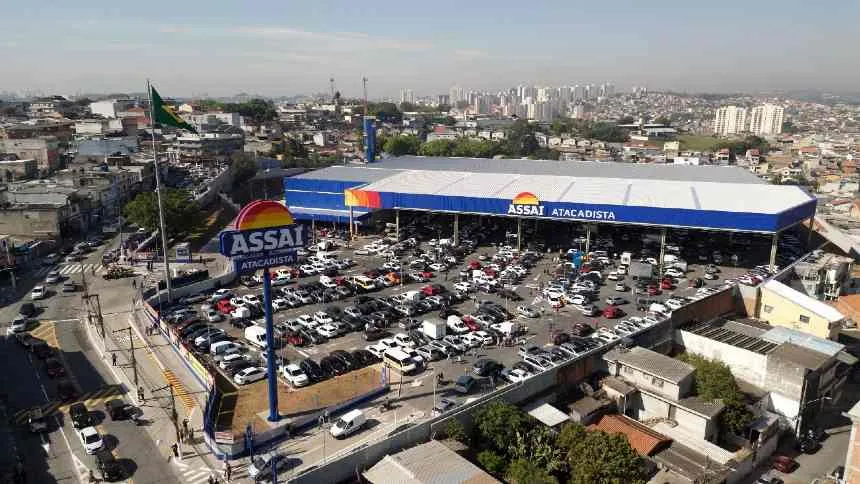Como o Assaí transformou o varejo alimentar brasileiro Como o Assaí transformou o varejo alimentar brasileiro