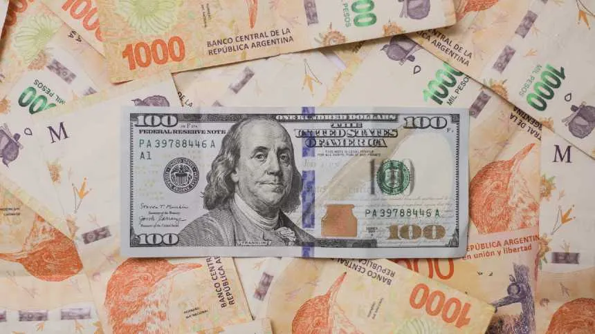 "O grande desafio para a Argentina, agora, é gerar dólares", diz economista "O grande desafio para a Argentina, agora, é gerar dólares", diz economista