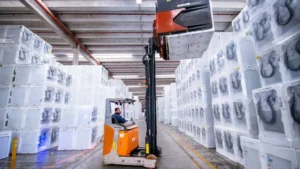 Com inovação e eficiência logística, Casas Bahia larga na frente na corrida da Black Friday