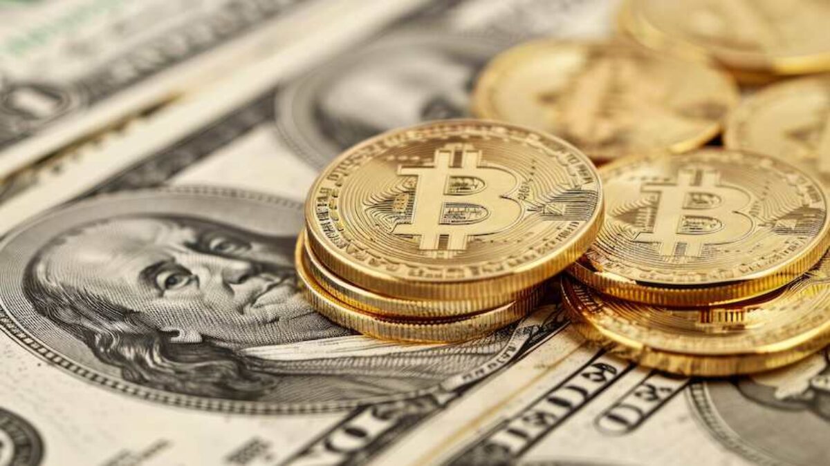 O curioso caso da empresa de bitcoin que aumenta sua reserva em dólar -  NeoFeed