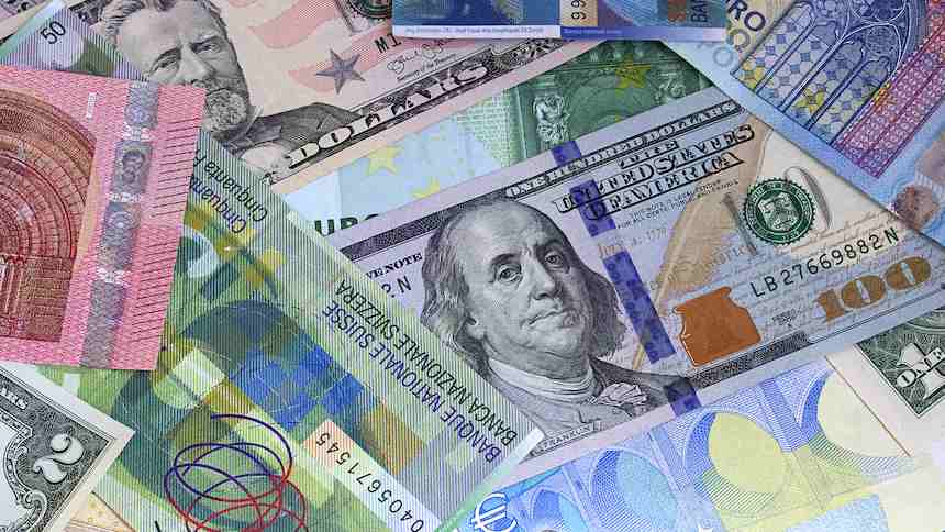 franco suíço e dólar americano