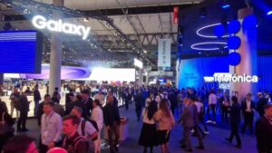 Pílulas do MWC: os planos da SpaceX, o medo da criação de uma “Postebras” e um rei calado