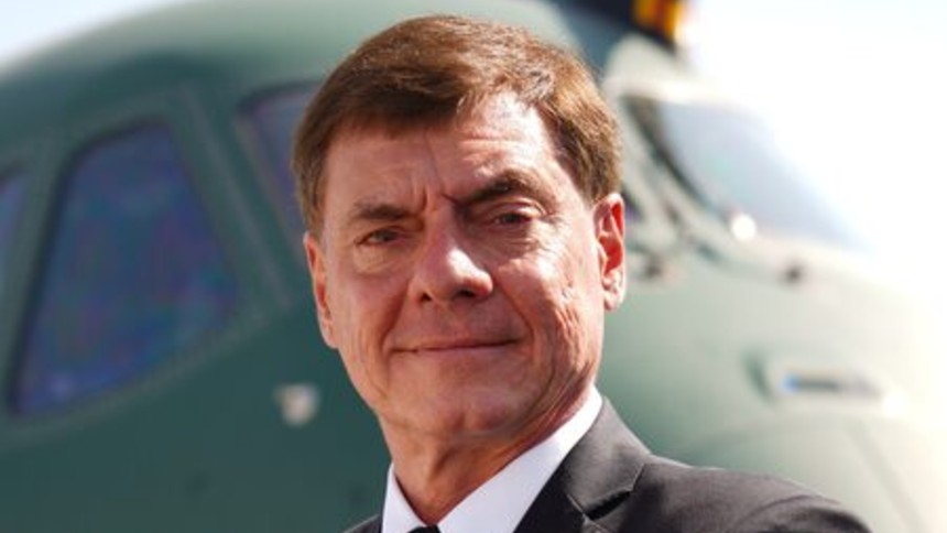 Gomes Neto, CEO da Embraer, virou “CTO”. A culpa é de Trump