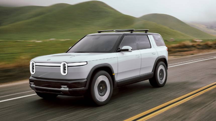 Uber "embarca" US$ 1,25 bilhão na Rivian para acelerar em robotáxis
