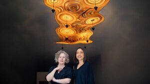 Brasileiras levam a arte latino-americana ao circuito de colecionadores de Nova York