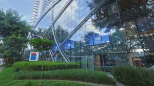 Casas Bahia bate recorde de vendas, reduz dívida e coloca a inteligência artificial para trabalhar