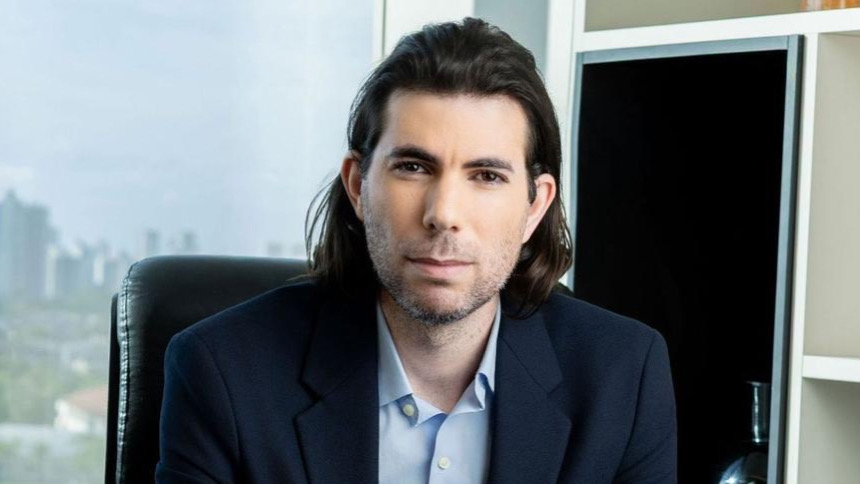 Sandro Santos, fundador da Group Input S.A., holding de tecnologia responsável pelo desenvolvimento da SinalOn