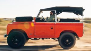 O "artesão" português que faz das Land Rovers uma obra de arte (e um negócio global)