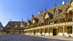 Beaune, a "pequena grande" capital dos vinhos da Borgonha