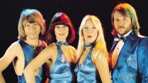 Mamma Mia! Museu do ABBA transforma nostalgia em atração para meio milhão de fãs por ano