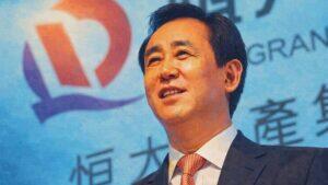 De maior incorporadora da China à prisão perpétua do fundador: o fim da Evergrande